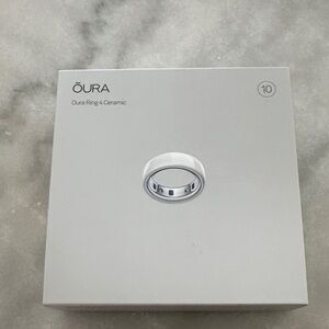 Oura Ring 4 Ceramic Cloud Color Size 10 *Brand New in Box*